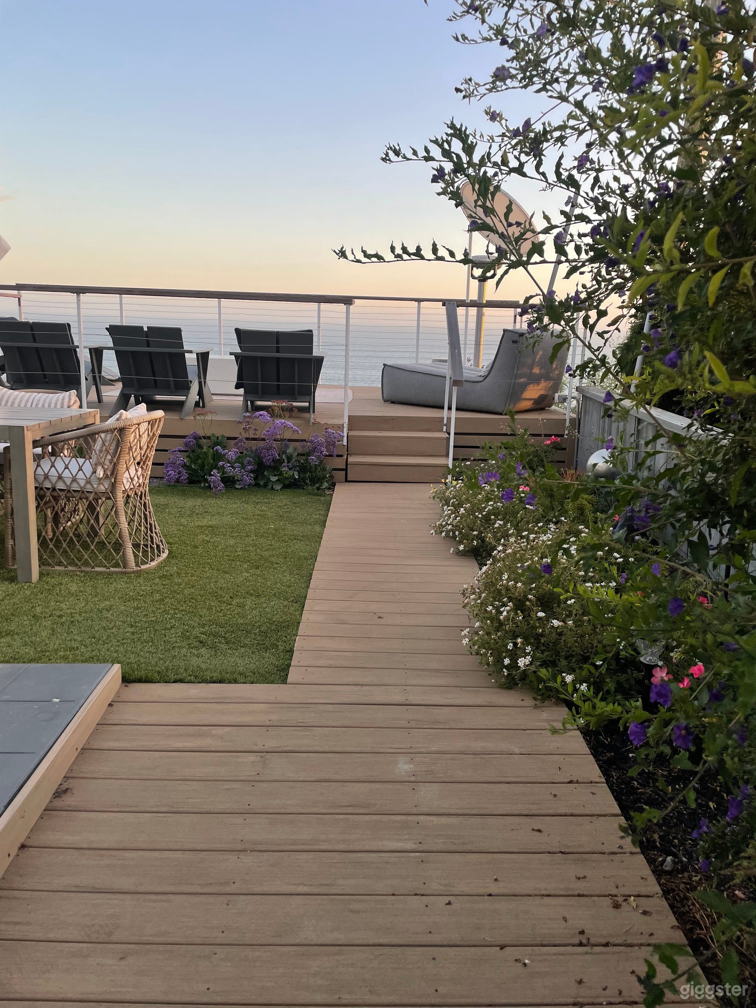 Front Row Ocean Views Made for Film / Production Photo 4