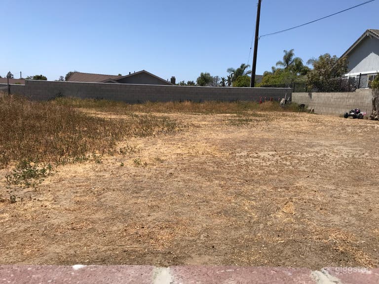  2000 Sq Ft Empty Lot 
