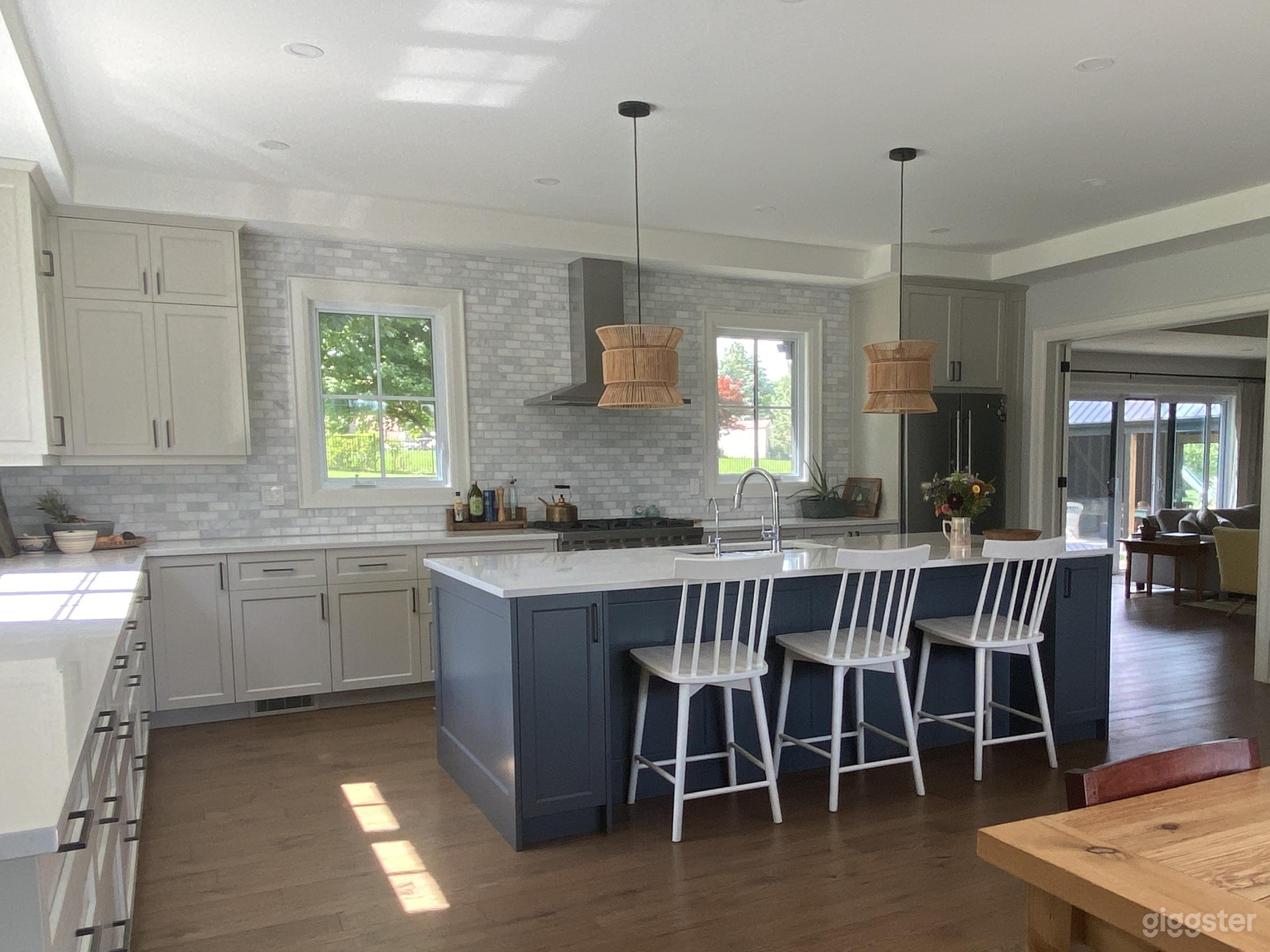 New country home on mature garden-filled lot Photo 1