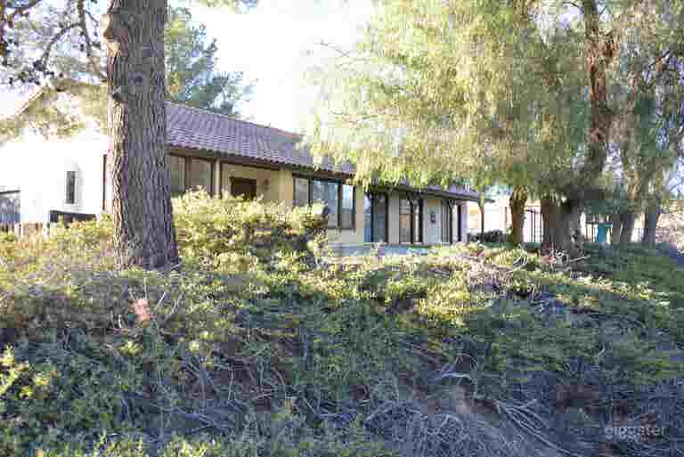  Rural Spanish Home on 1 acre in Western Town 