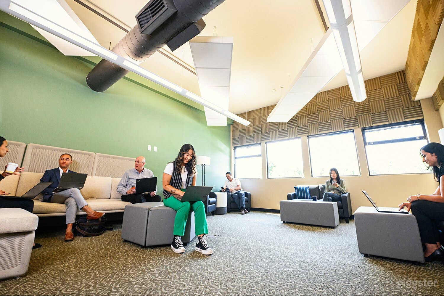 The Einstein Meeting Room at Forest Cove Photo 3