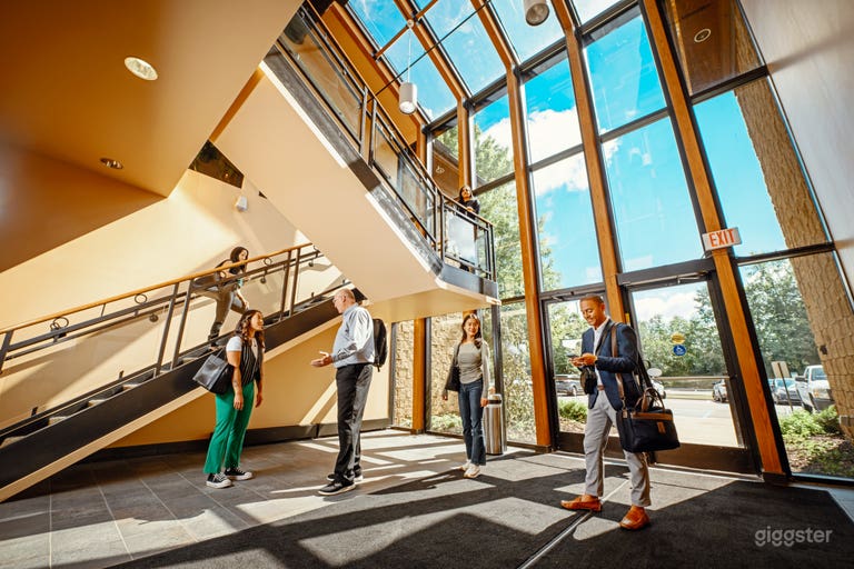  The Einstein Meeting Room at Forest Cove 