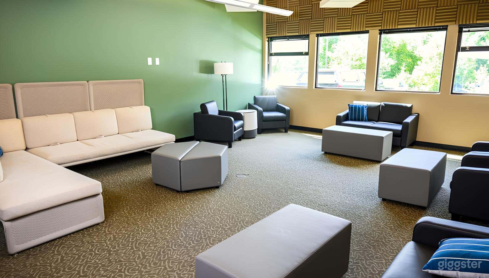 The Einstein Meeting Room at Forest Cove Photo 1