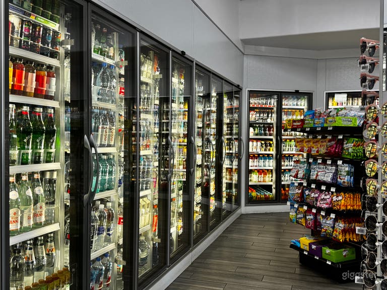  Gas Station & Convenience Store 