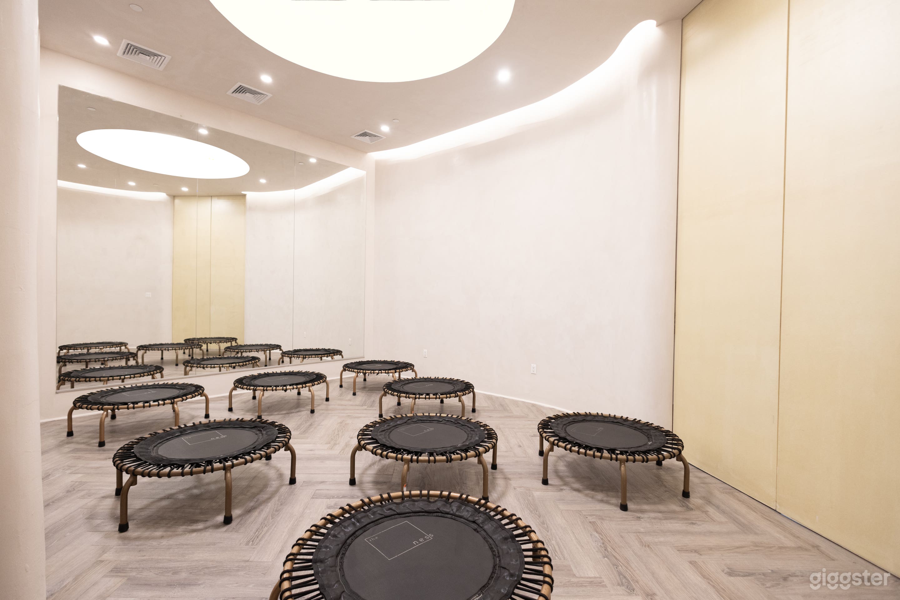 Boutique Studio Space Photo 1