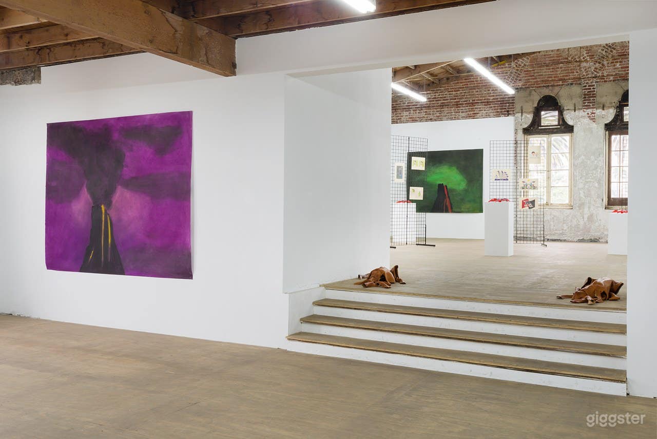 Historic Large Warehouse Loft and Gallery Photo 3