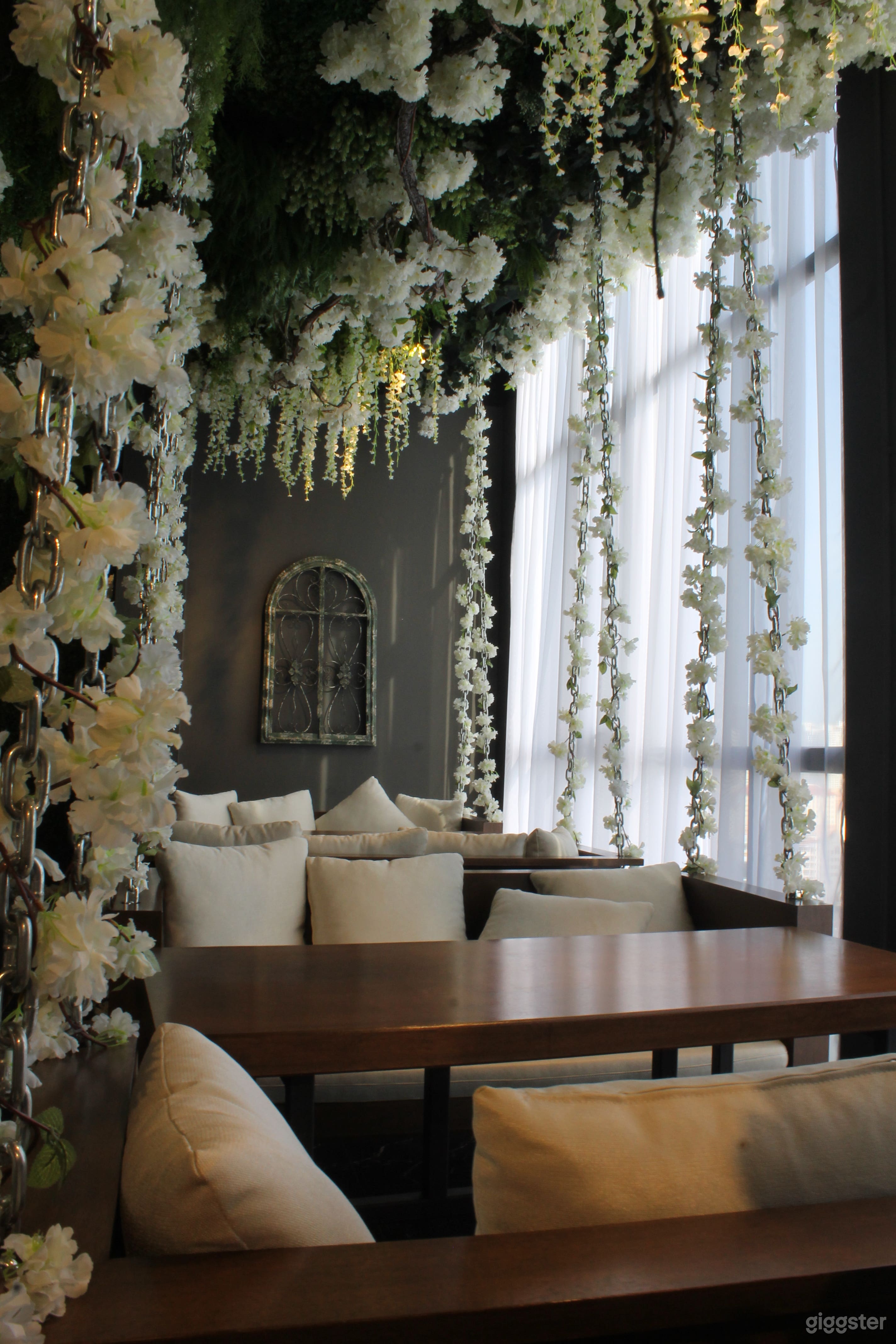 Mesmerizing Event Space Photo 3