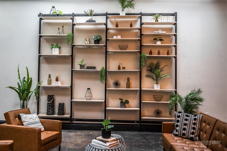  Modern Chic Loft | Events, Corporate Meetings & Productions 