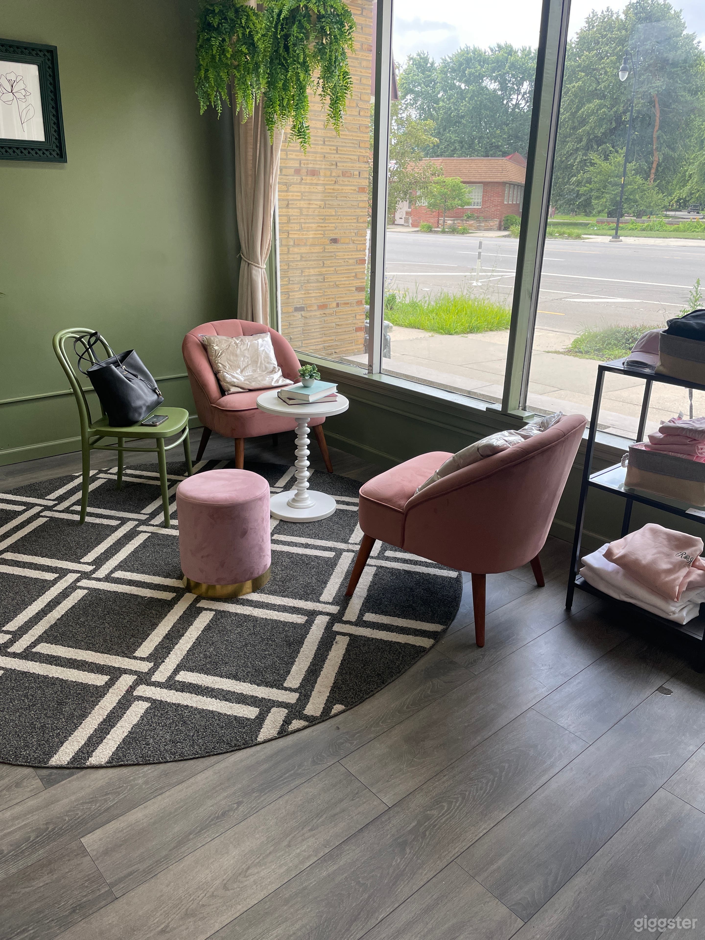 Coffee shop w/ Grandma’s house feel. Photo 2