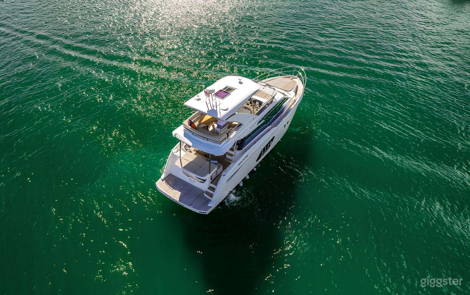 52" Absolute Flybridge Yacht Photo 2