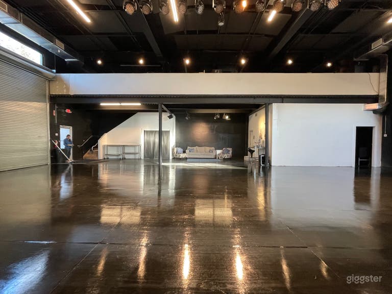  Miami Studio for Photo + Video Productions 