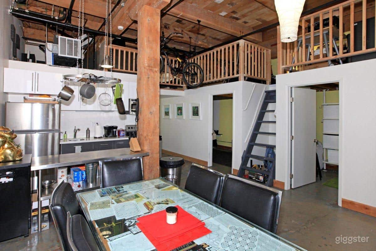 1275 SQFT Loft 103 Photo 3