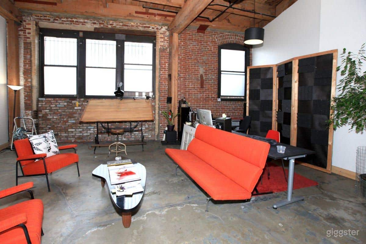 1275 SQFT Loft 103 Photo 2