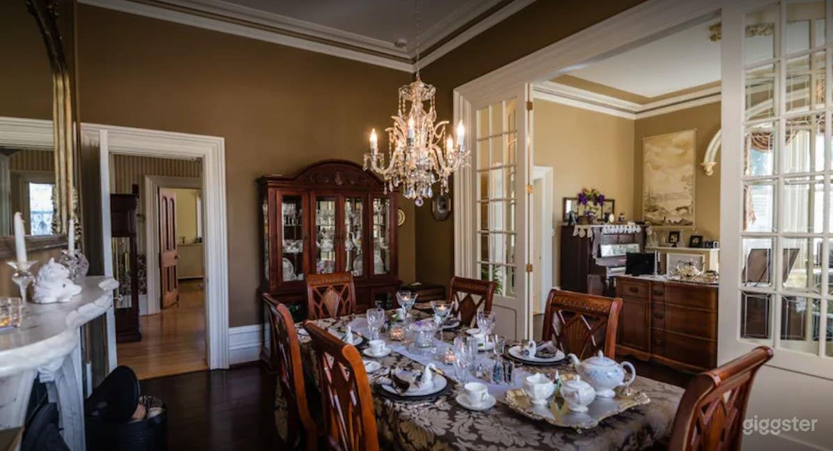 Stylish Historic Mansion in Stratford (Full Venue Buyout) Photo 3