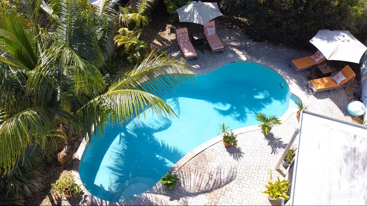 Charming Ave House with Backyard Oasis &amp; Heated Pool Photo 1