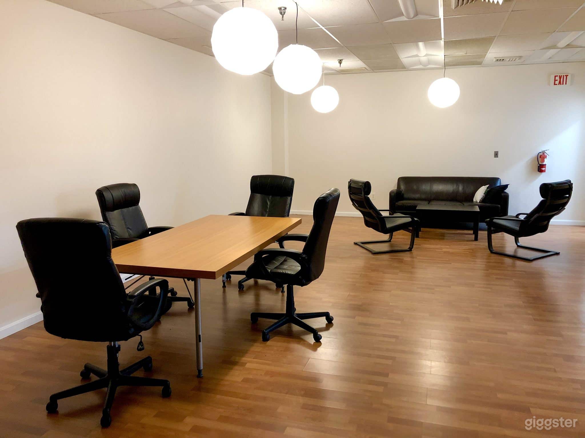 Towson/Baltimore Studio Photo 3