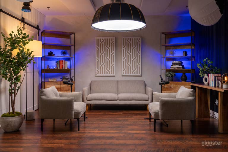  Beautiful Podcast/Video Production Studio 