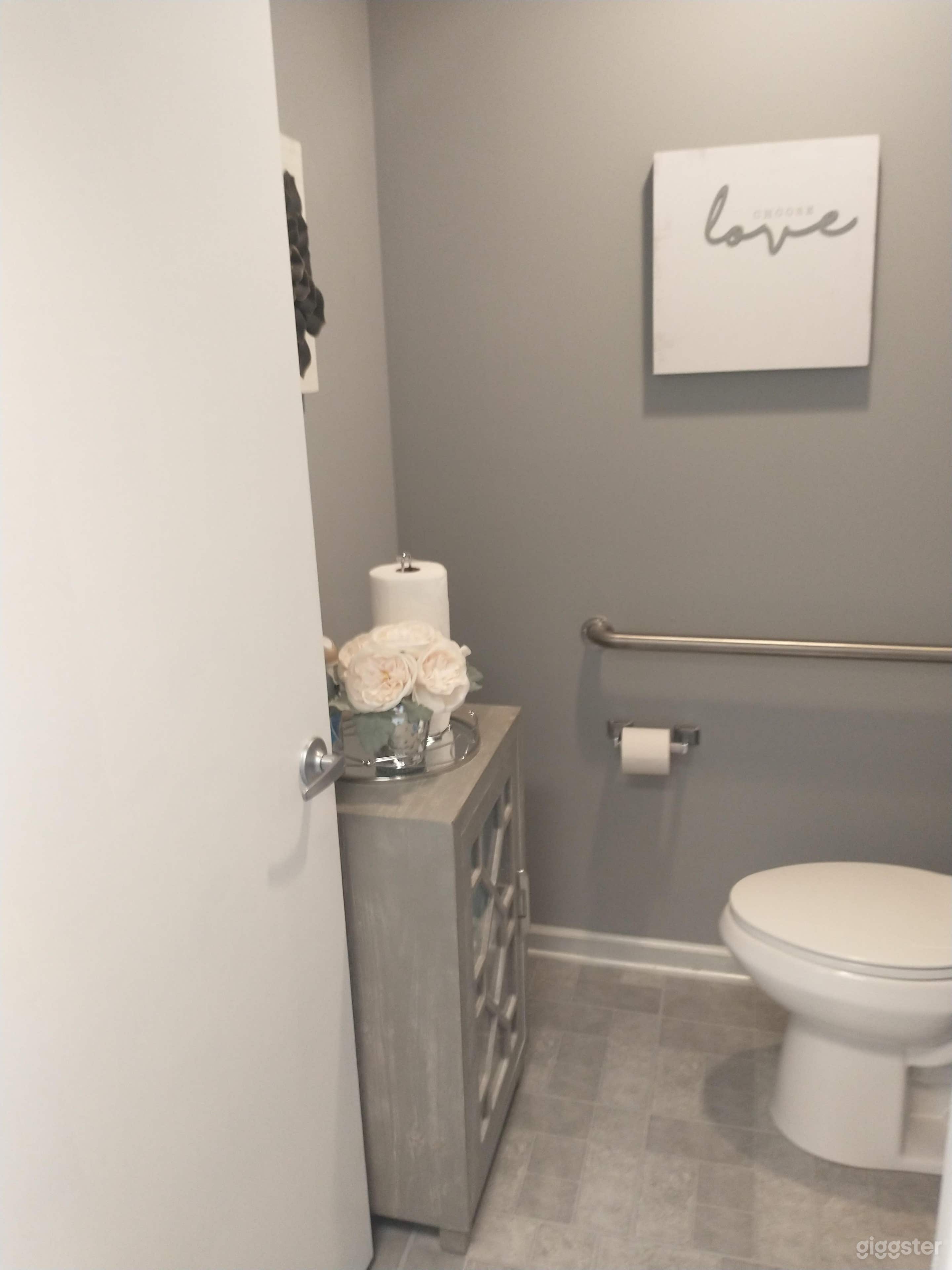 3 Person Office Space C Photo 4