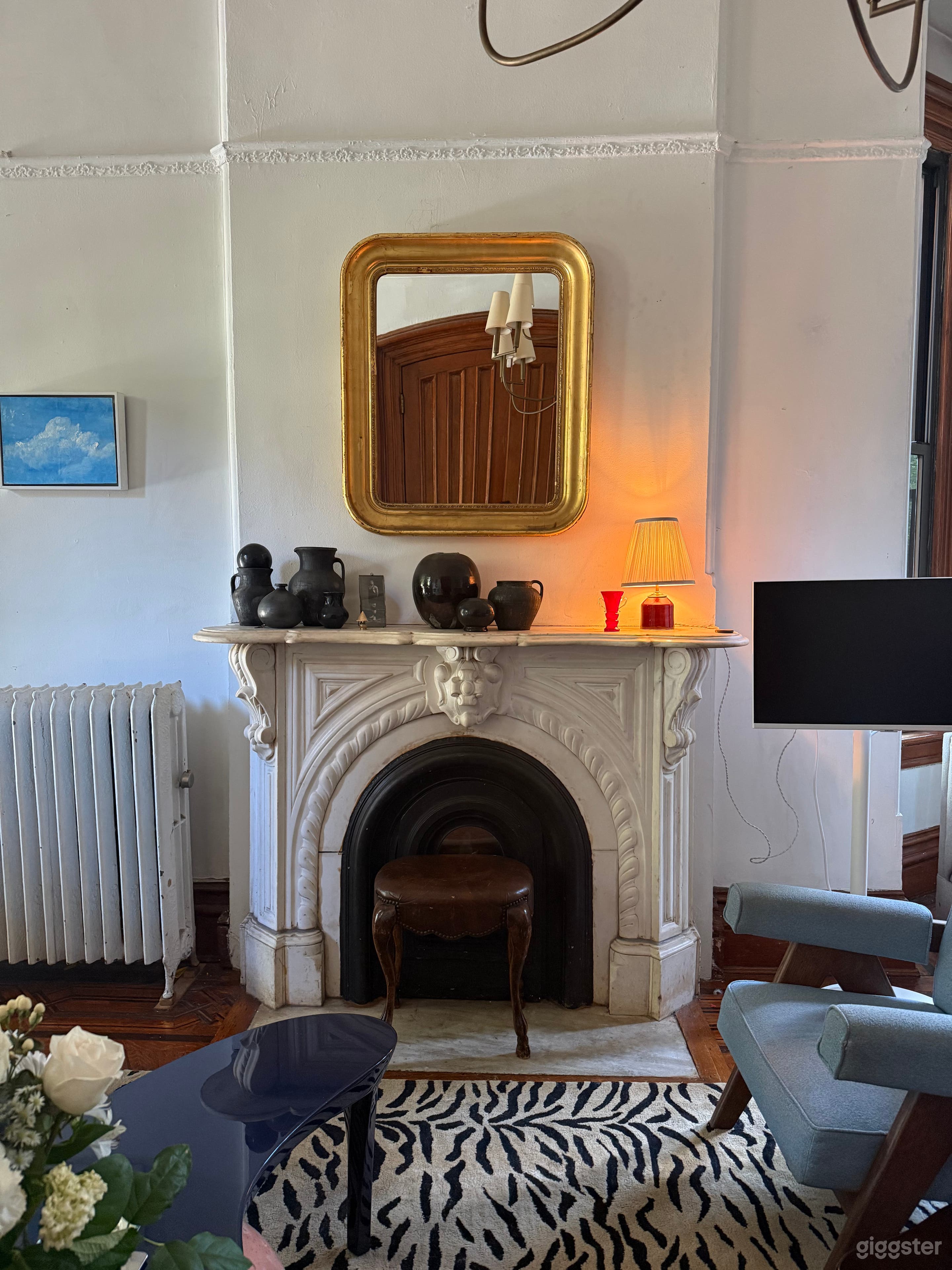 Corner Brownstone with Original Charm Photo 2