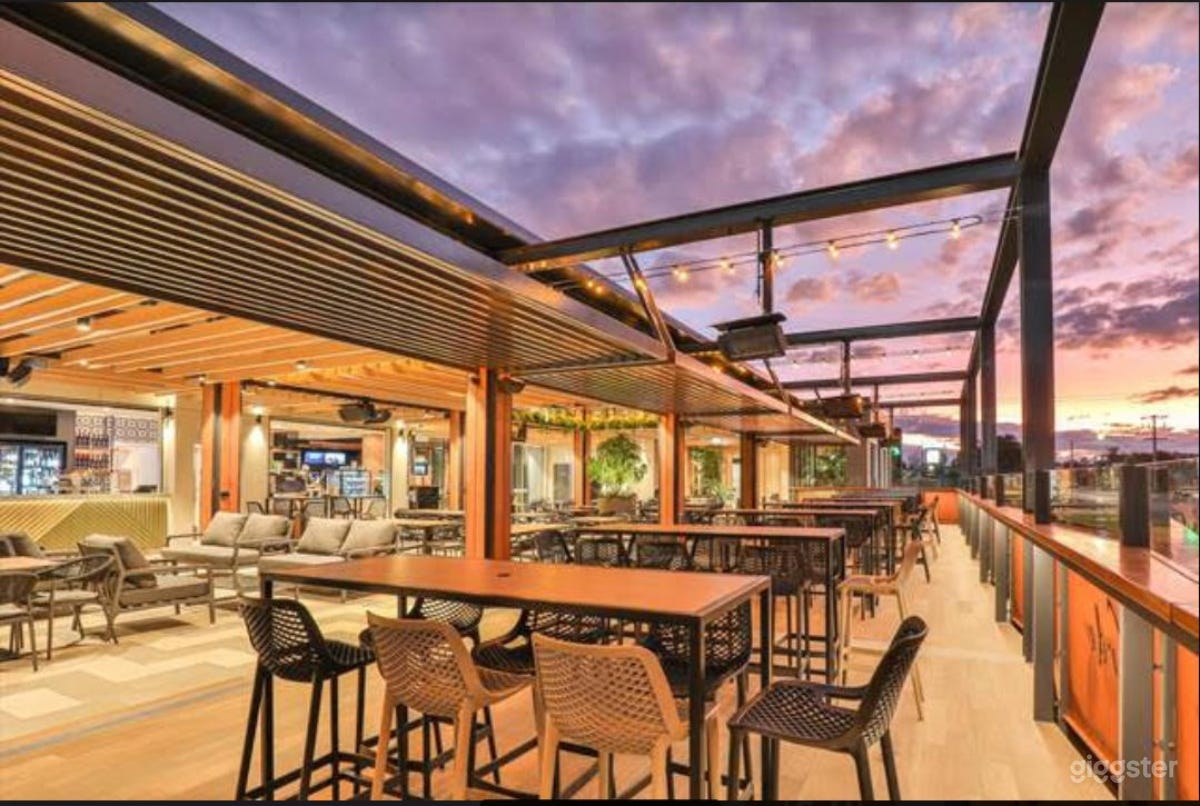 restaurant cafe and bar area Photo 3