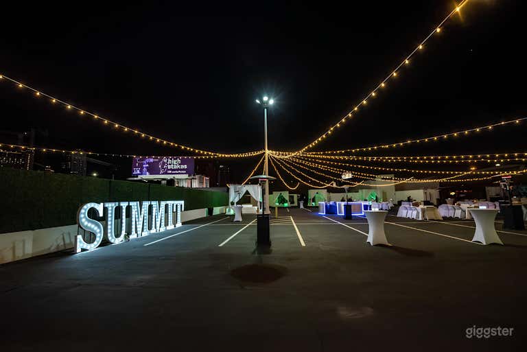  The Ultimate Outdoor Canvas for Grand-Scale Events 