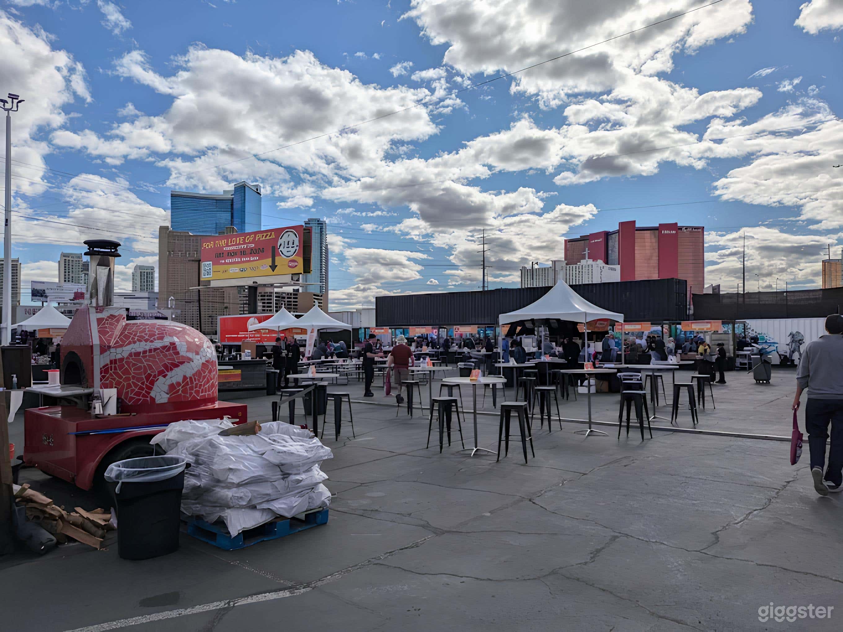 The Ultimate Outdoor Canvas for Grand-Scale Events Photo 3