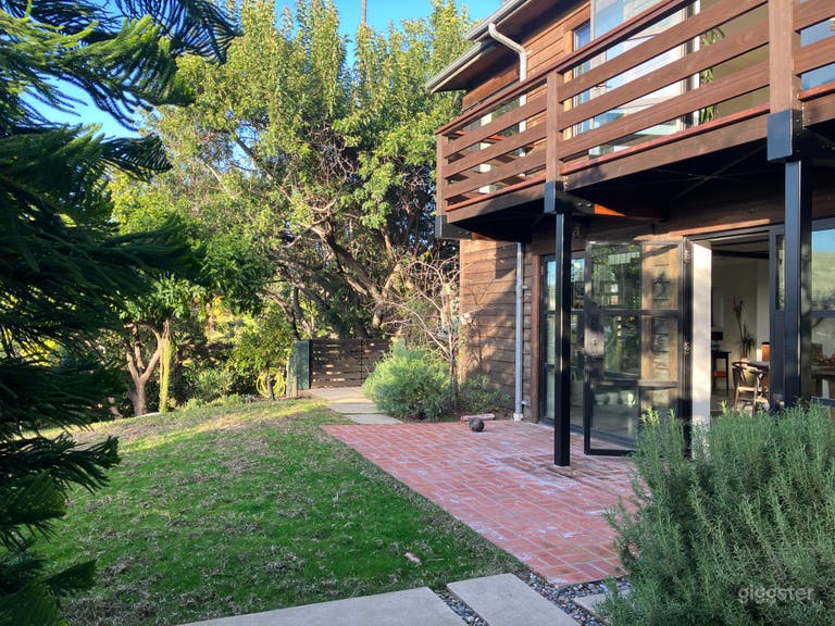  Modern Oasis in Silver Lake with Tree house 