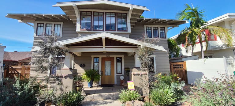  1906 Restored Craftsman Home 