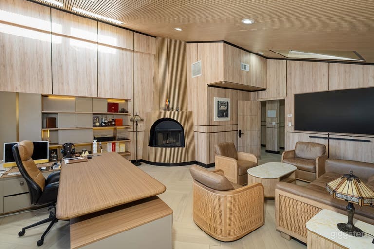  Entire 3rd Floor Executive Suites 