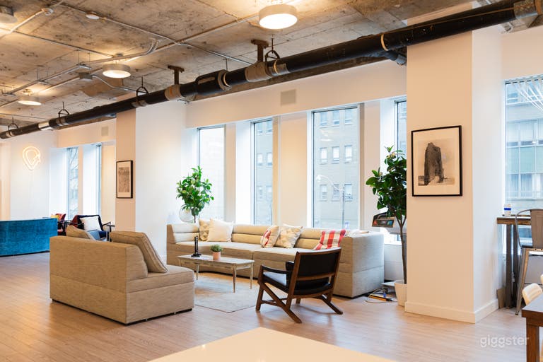  Versatile event space & lounge l Downtown Toronto 