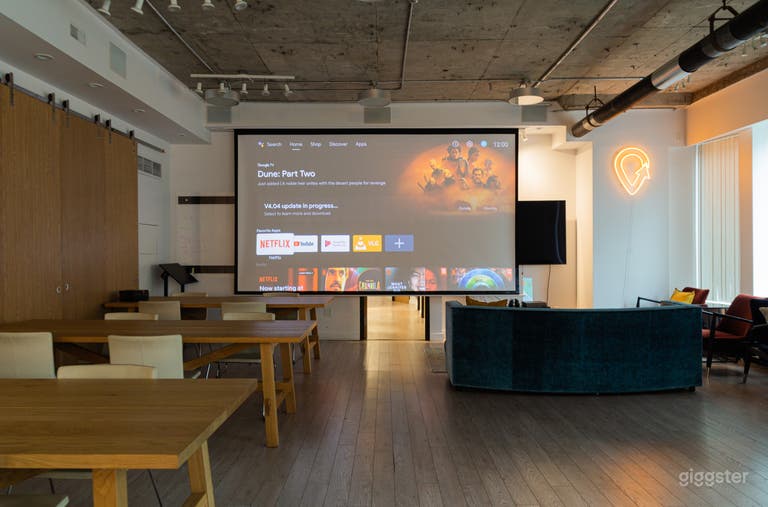  Versatile event space & lounge l Downtown Toronto 