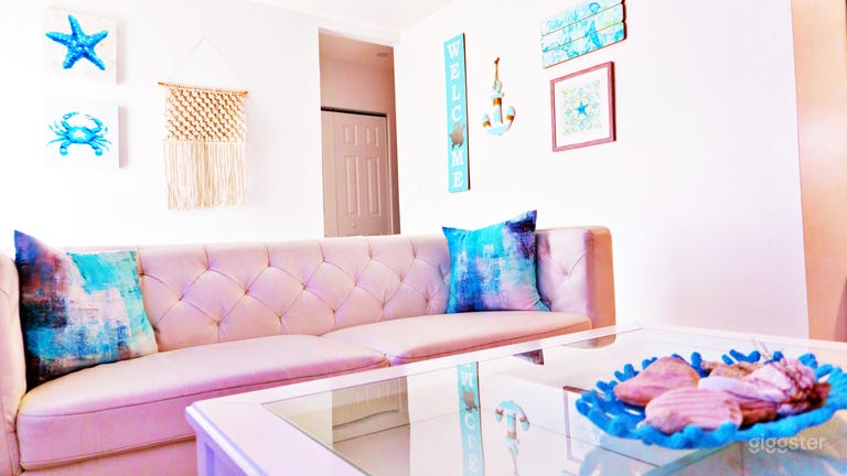  Comfy 2-Bedroom Beach Home w/ Private Backyard 