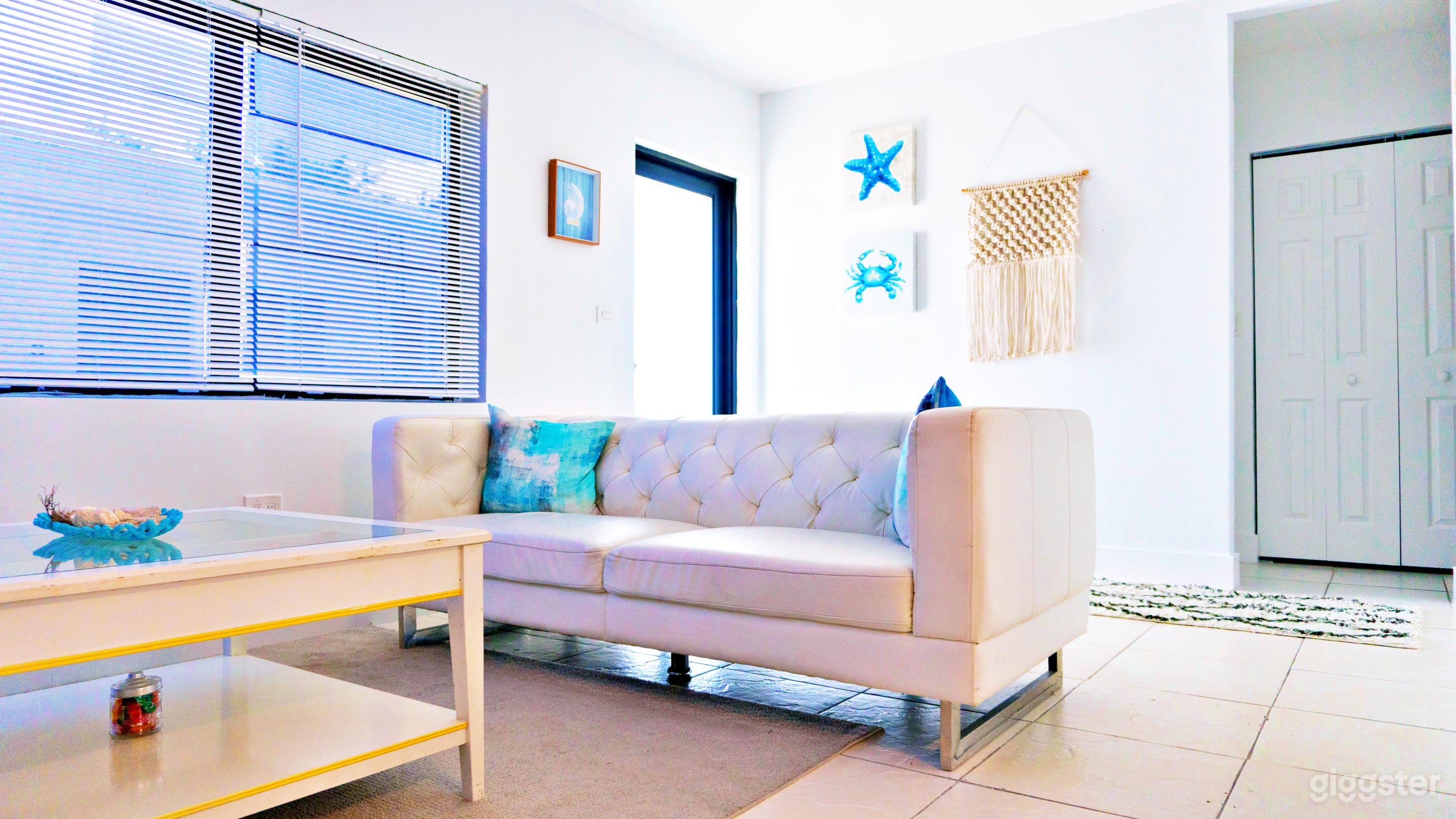 Comfy 2-Bedroom Beach Home w/ Private Backyard Photo 2