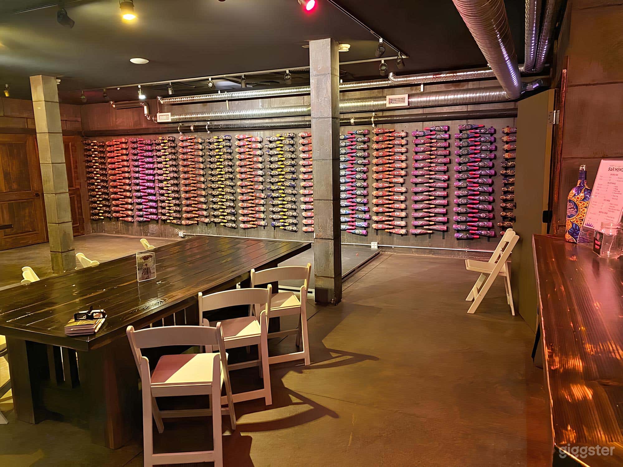 Underground Speakeasy Lounge Photo 3