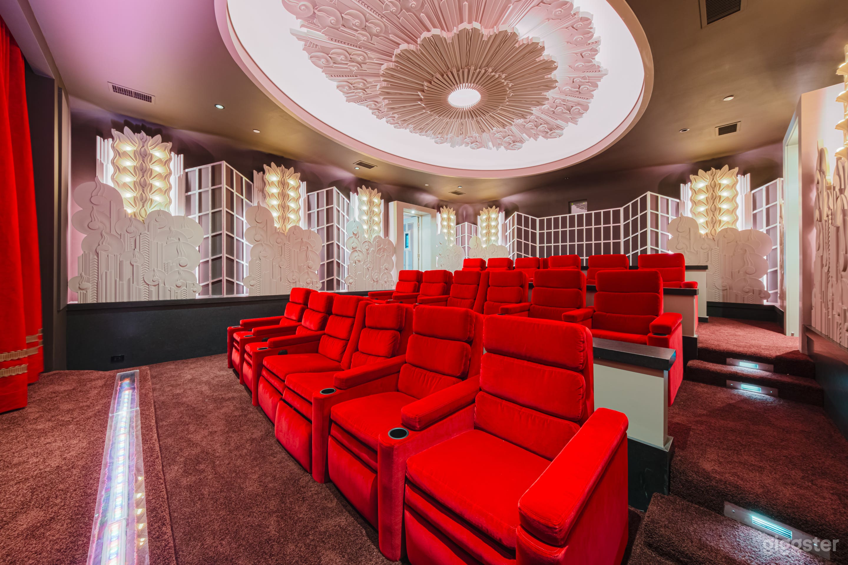 PALM SPRINGS OF BEVERLY HILLS Photo 4