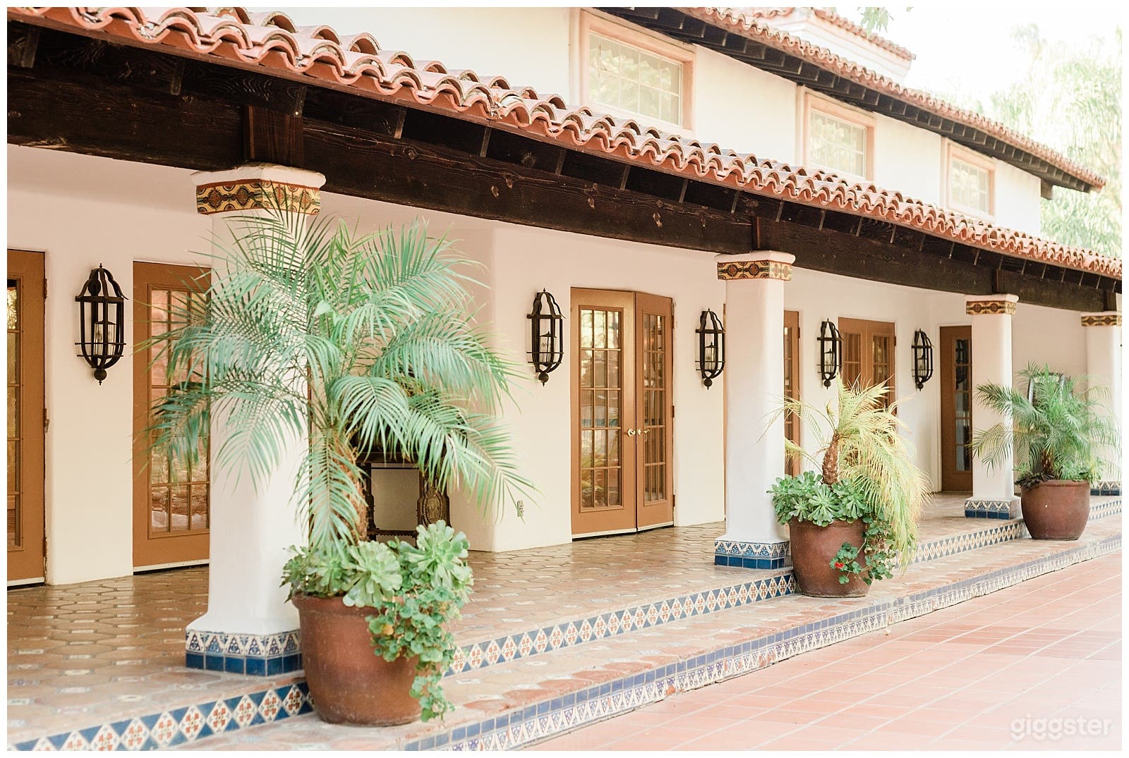 Grand Salon Porch Exterior