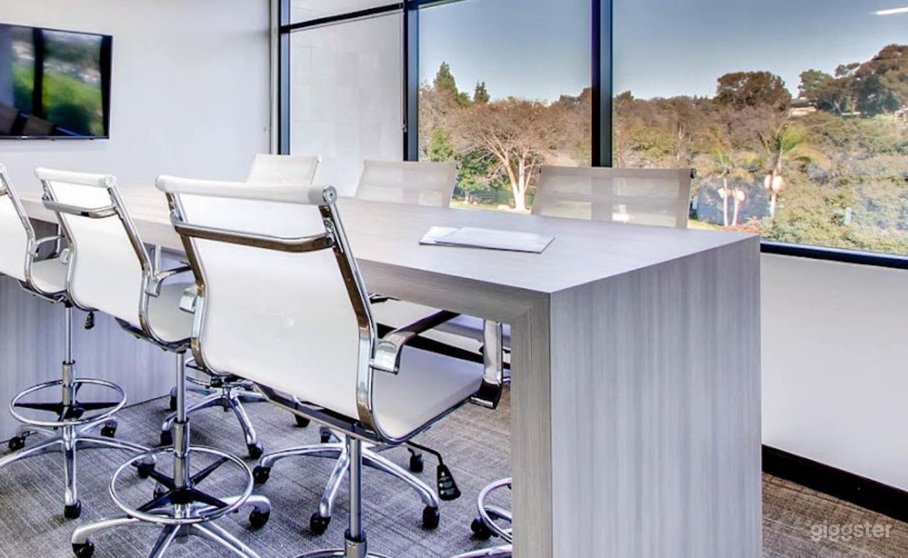 Intimate Cozy Meeting Rooms in Carlsbad Photo 4