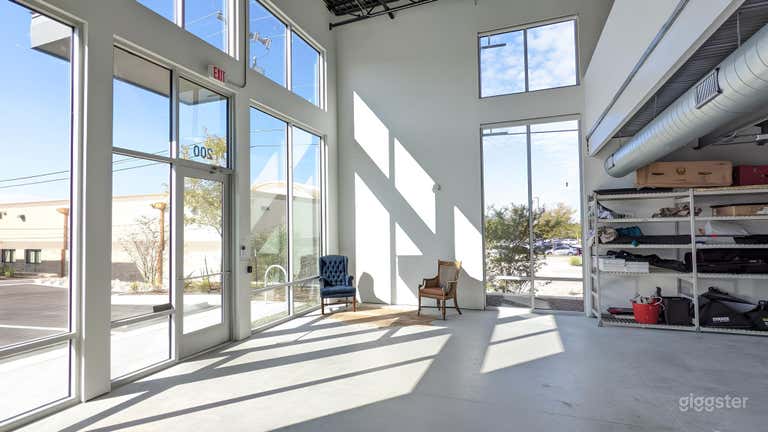  Hermoso estudio con luz natural en Pflugerville 