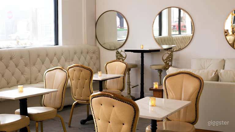  Sophisticated Banquet Room & Event Space 