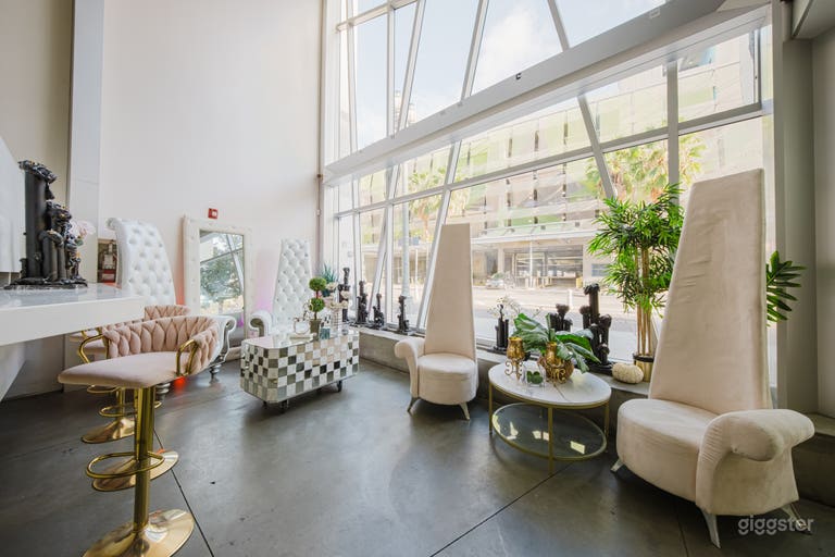  HISTORIC DOWNTOWN THEATER PREMIER EVENT VENUE 