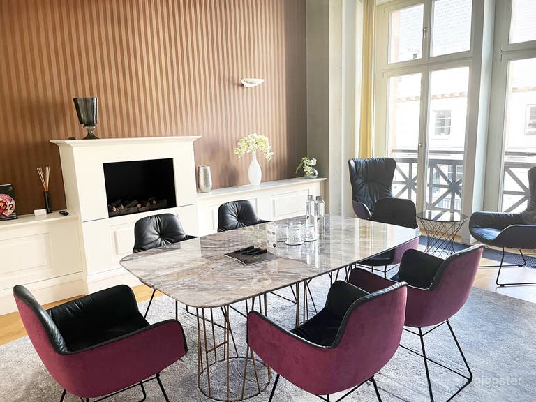  Römischer Hof || Kaminlounge 