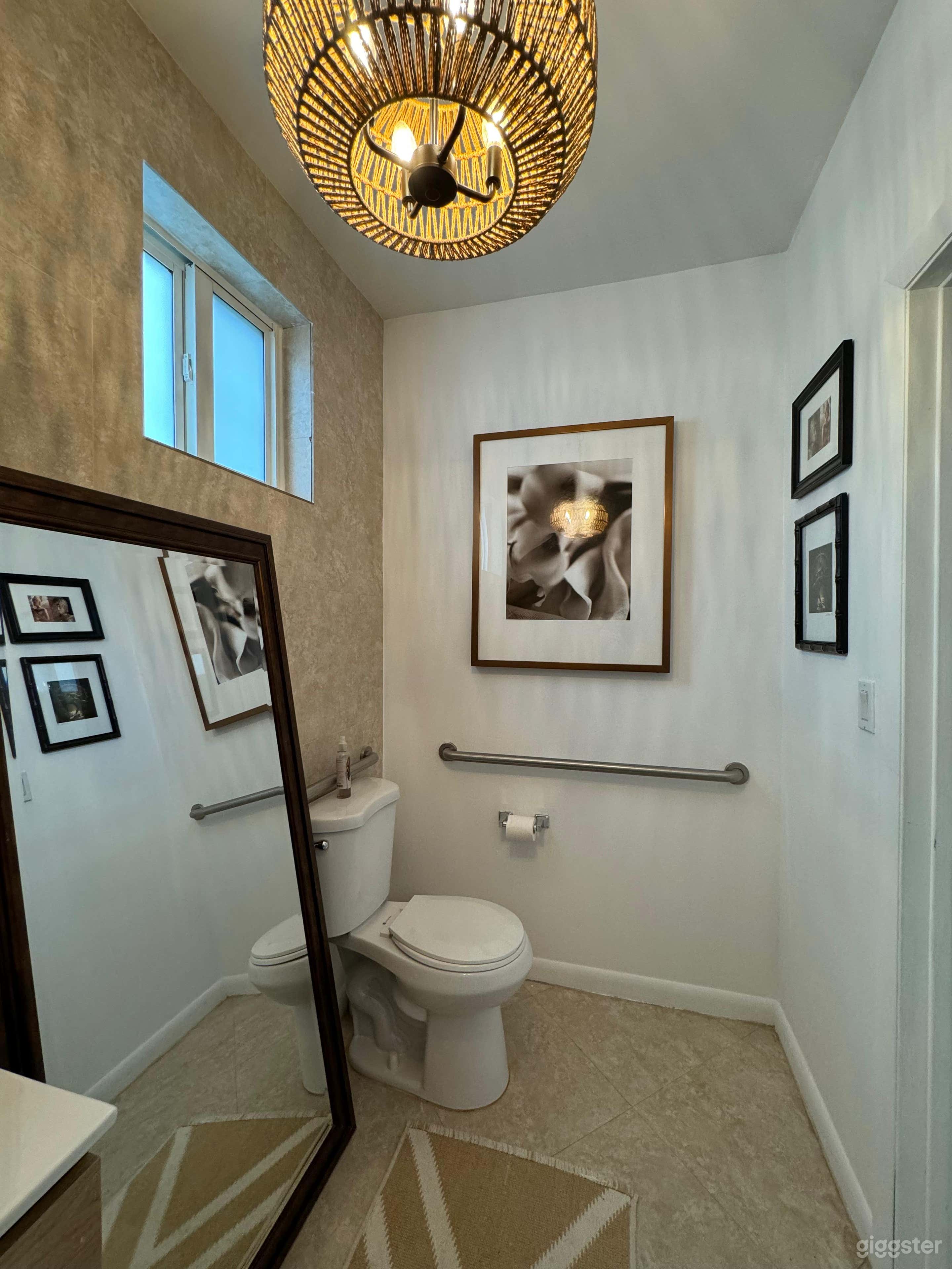 Spacious Bathroom with big mirrors. 