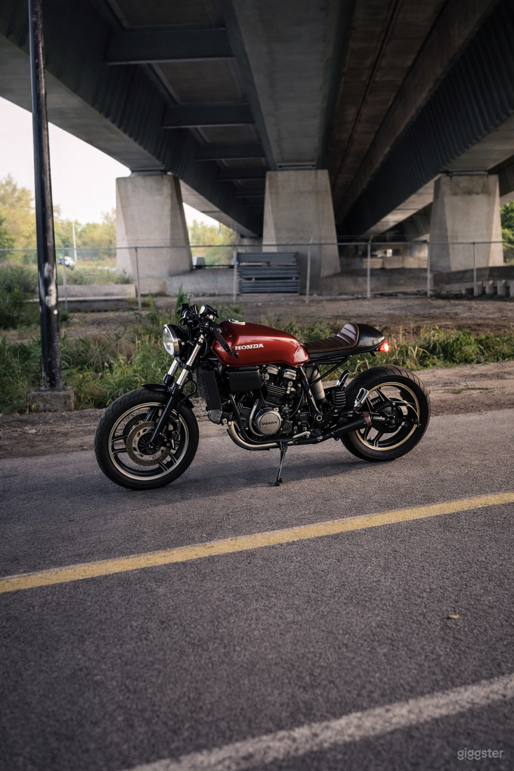 Vintage Custom Motorcycle – Honda Sabre VF750 (1983) | Film, Photo 3