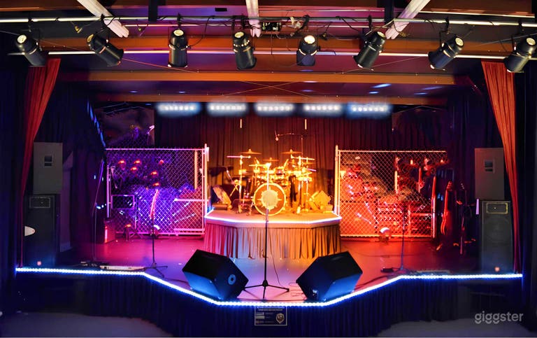  Performance Stage for Iconic Productions 