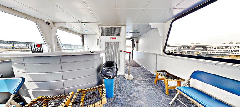  Barco para eventos privados 