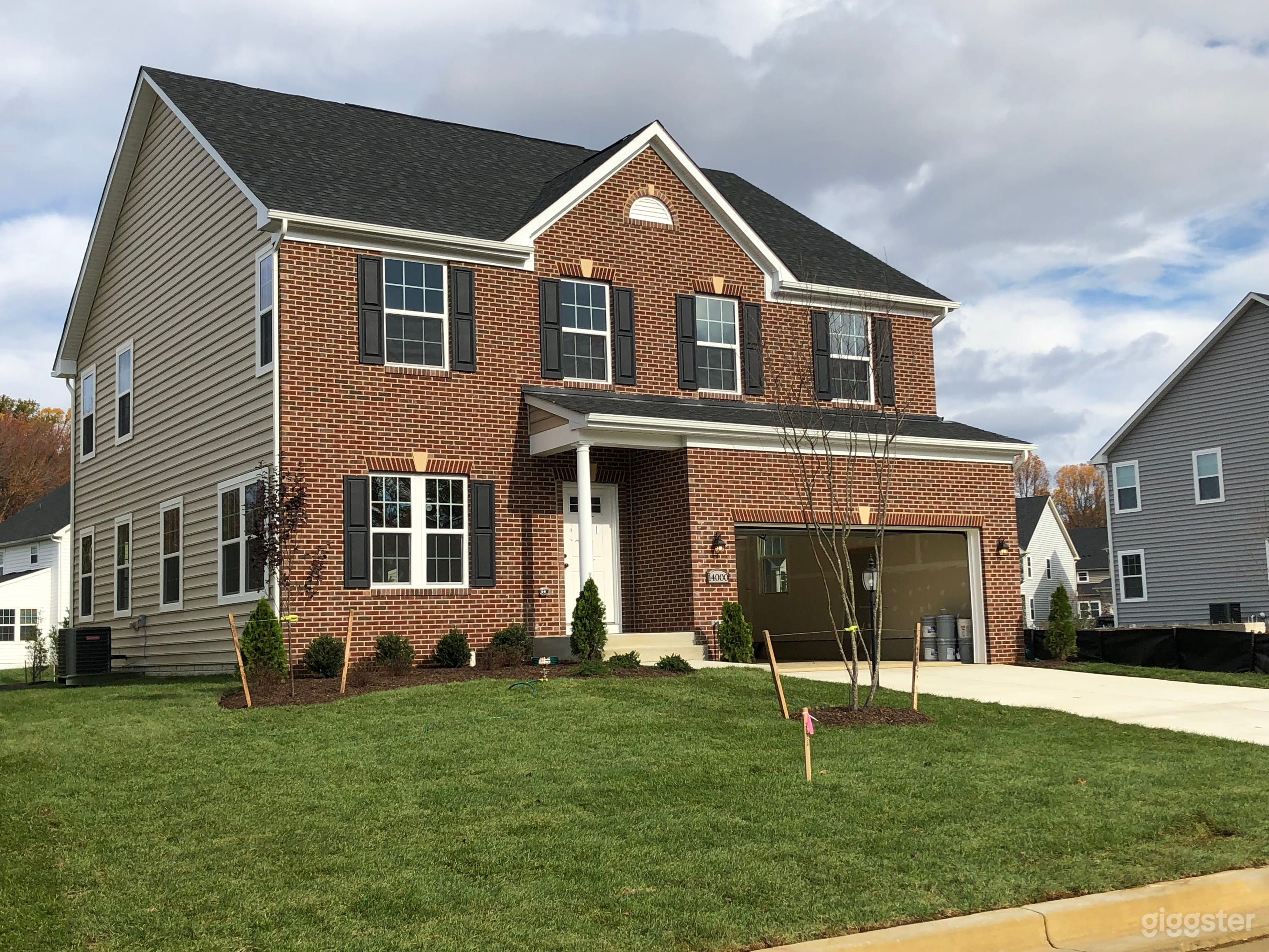 Modern, Open, Suburban Home Photo 1