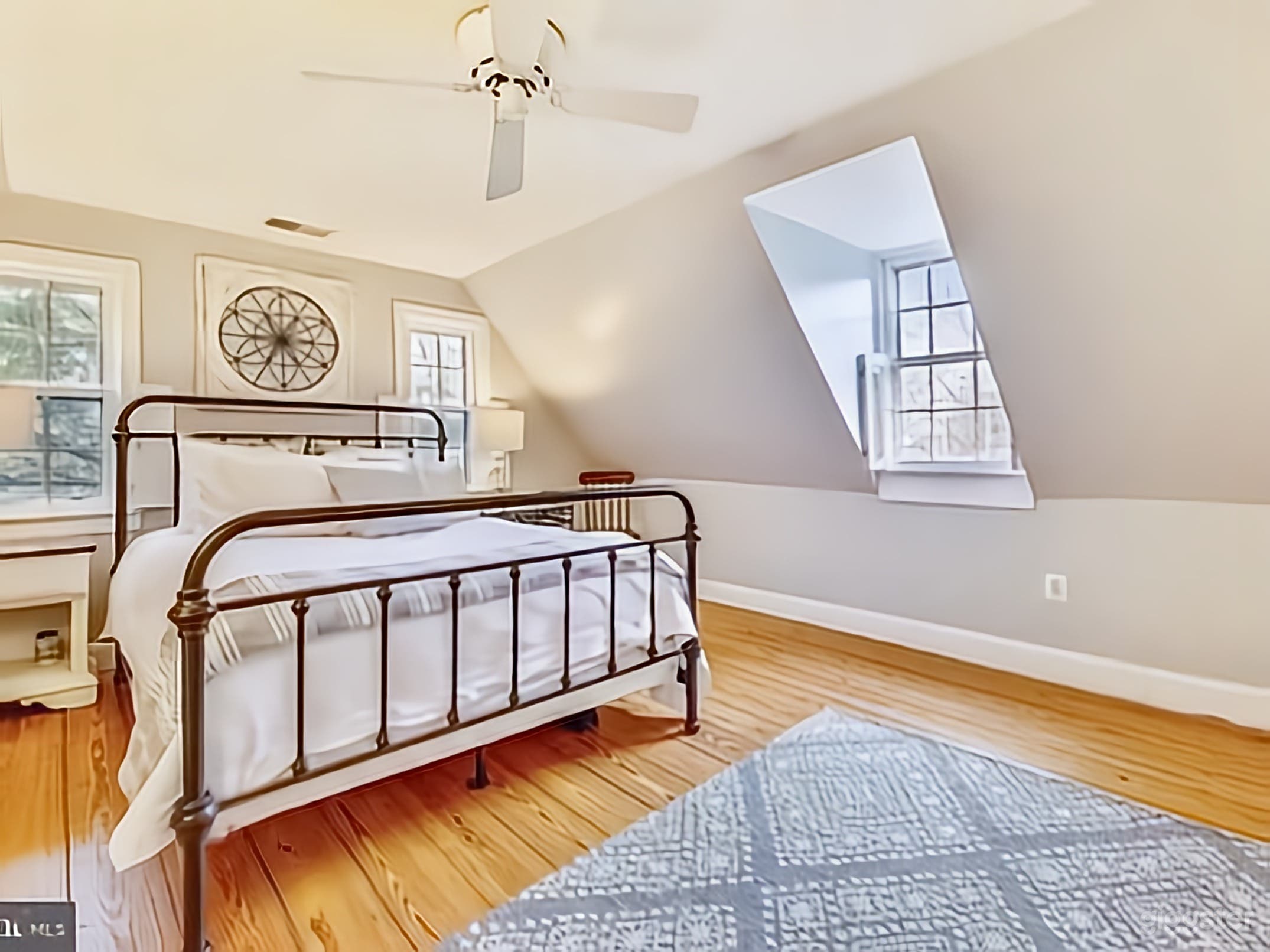 Picturesque 18th Century Cape Cod with Acreage, Barn &amp; Creek Photo 4