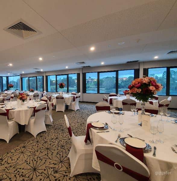 Magnificent Moreton Bay Room with Lake View Photo 3