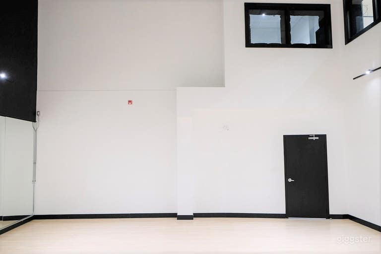  Tower Dance Studio 