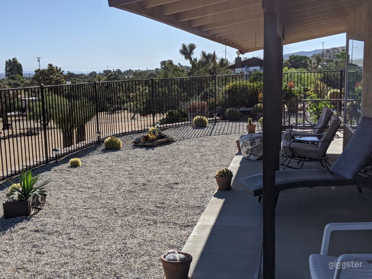  Old Western Style - Desert with Mountain views 